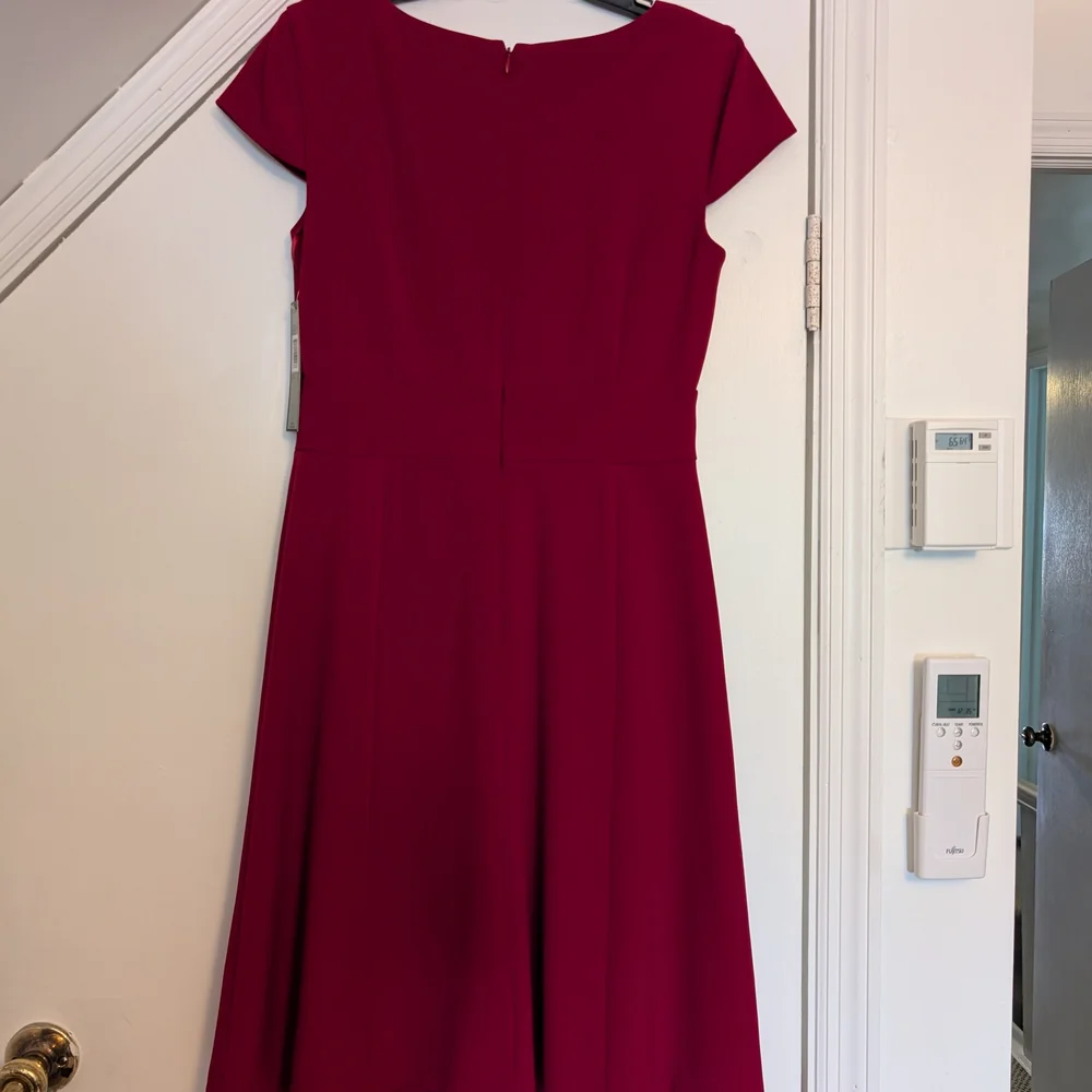 Gorgeous Red Tahari ASL Fit-and-Flare Dress with Gold Belt Accent - Picture 2 of 8